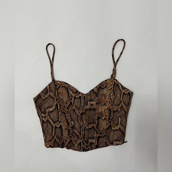 Brand new ZARA snake skin crop top- size small - Picture 4 of 7